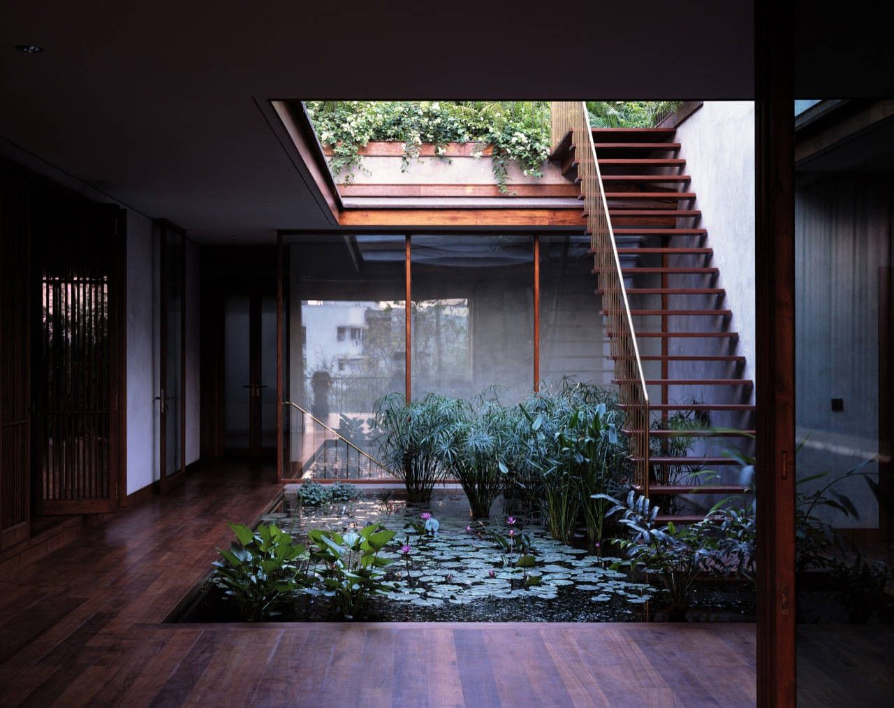 House on Pali Hill interior courtyard