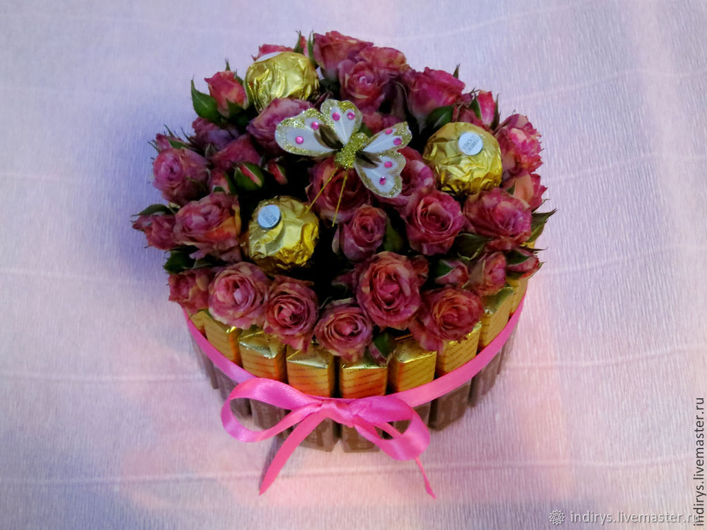 Живые цветы конфеты