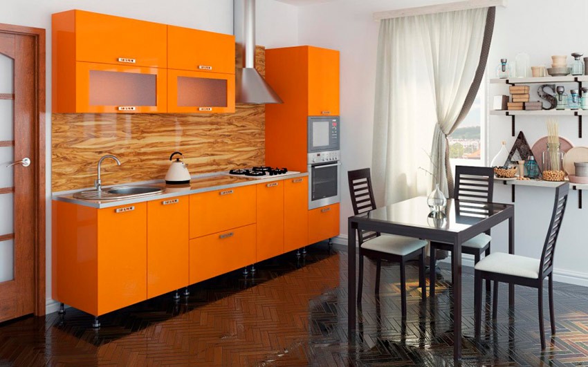 Линейный гарнитур оранжевого цвета на кухне с темным полом