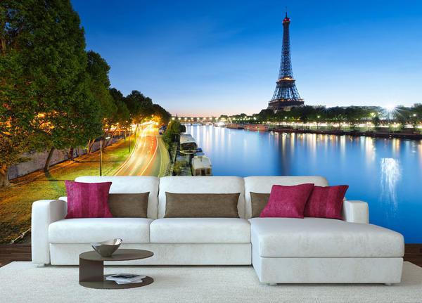 Воплощение Парижа на фотообоях станет отличным способом украшения интерьера квартиры