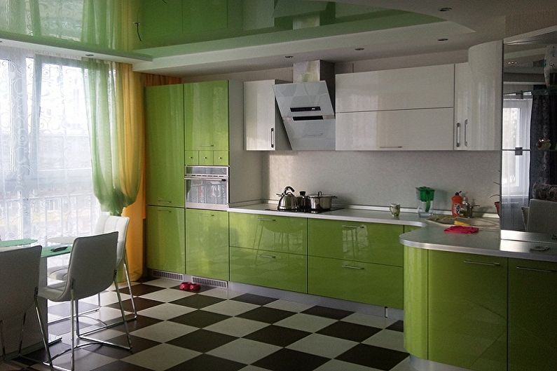 Дизайн бело-зеленой кухни - Отделка пола